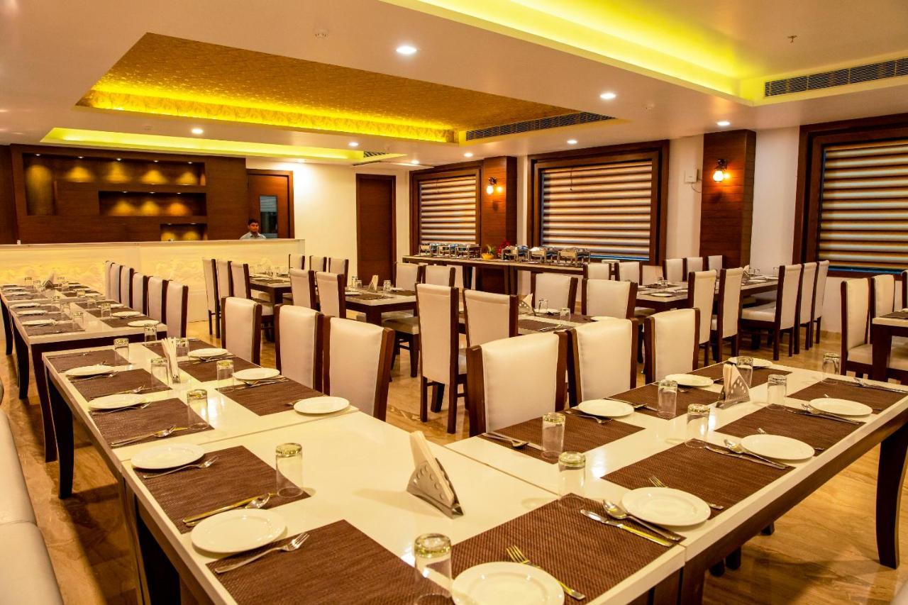 Spree Hotel Agra - Walking Distance To Tajmahal Exterior foto